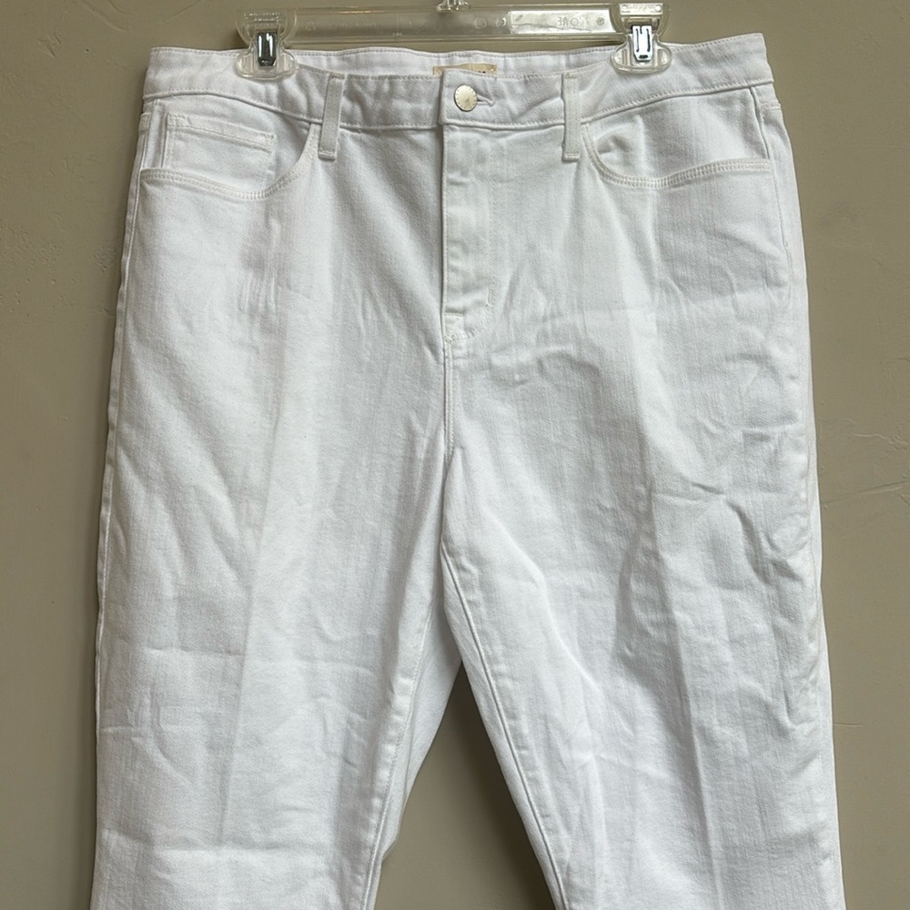 L’AGENCE High Rise Cropped Straight Jeans - Picture 3 of 12